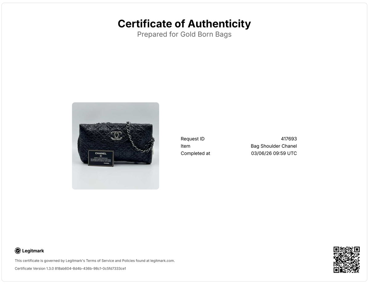 Camellia Patent Pochette