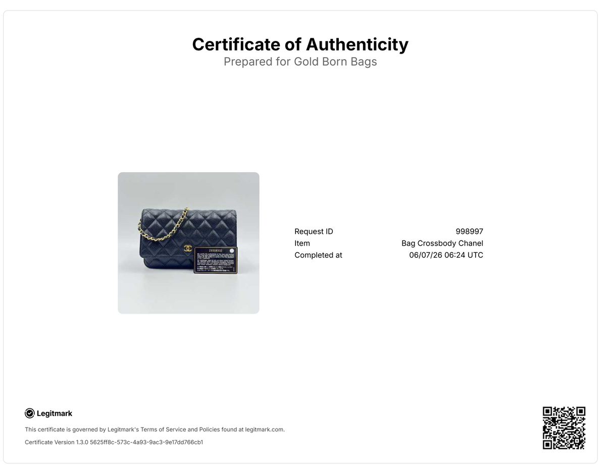 Caviar Quilted Wallet on Chain WOC Black