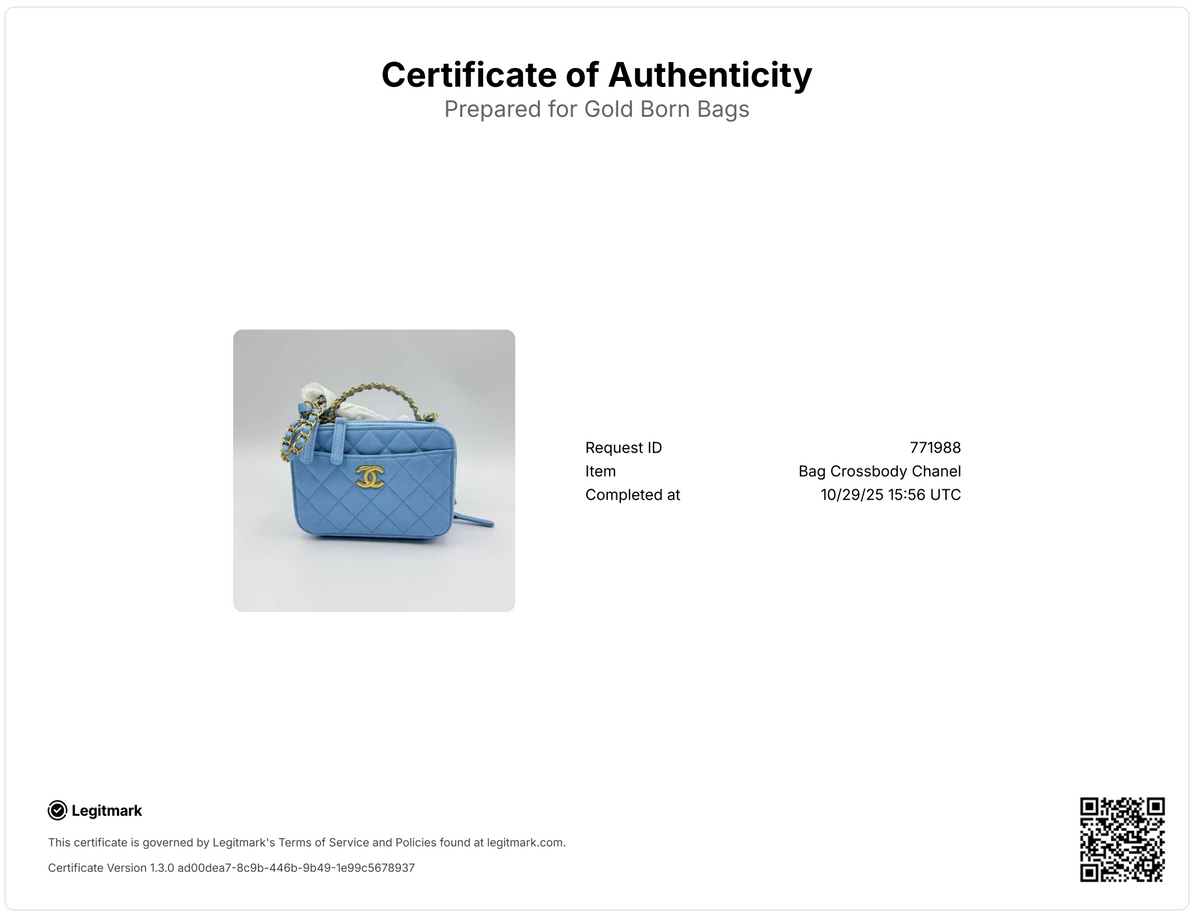 Chanel Small Pick Me Up Vanity Case Light Blue (Year 2022) — view 9 of 9 Small Pick Me Up Vanity Case Light Blue (Year 2022), view 9 of 9