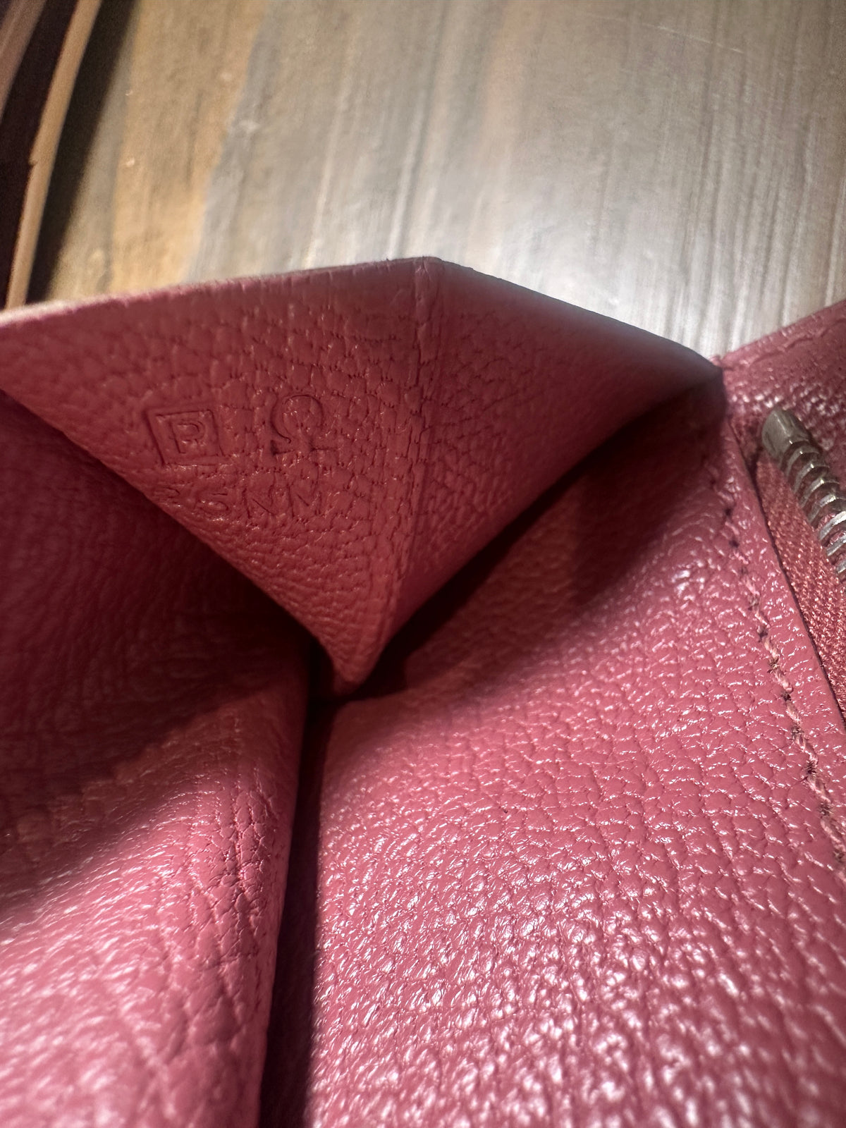 Hermès Evergrain Azap GM Combined Wallet Dusty Rose — view 3 of 9 Evergrain Azap GM Combined Wallet Dusty Rose, view 3 of 9