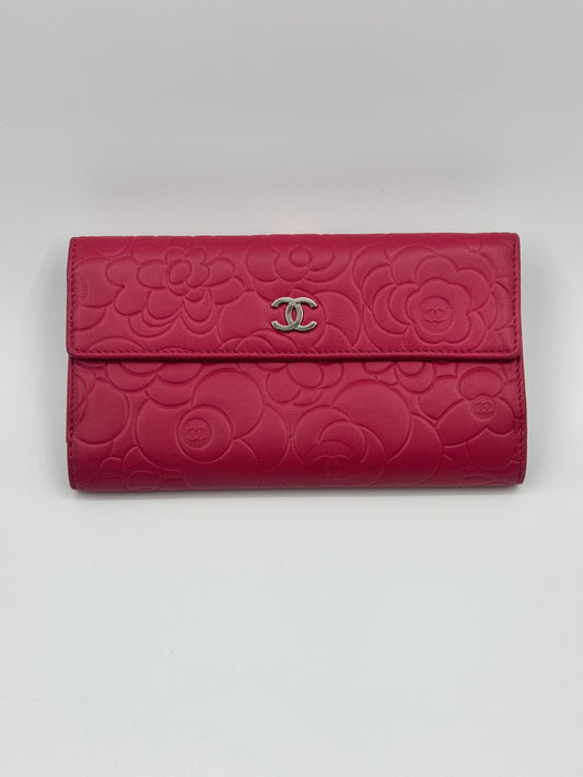 Lambskin Embossed Camellia Large Gusset Flap Wallet Pink